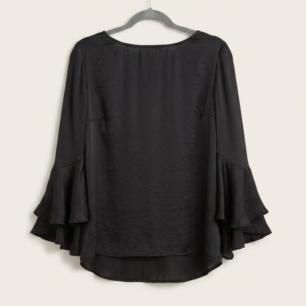 Black Blouse Satin Silky Like Business Casual Classy size MEDIUM